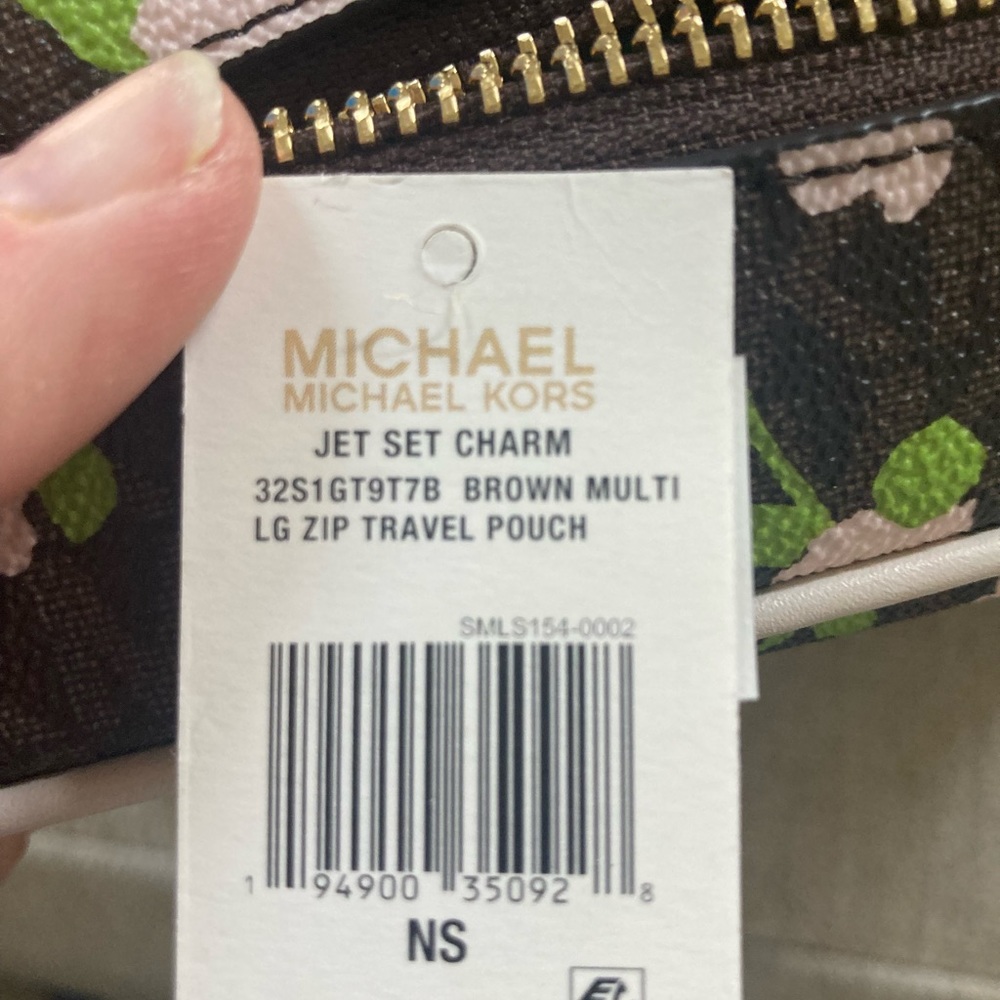 Jet set charm Michael Kors brown multi, large, zip travel pouch